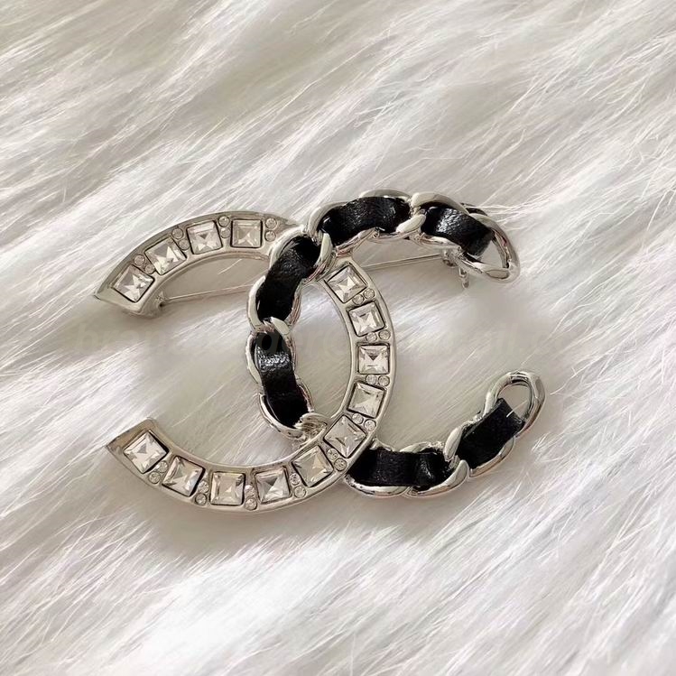 Chanel Brooch 419